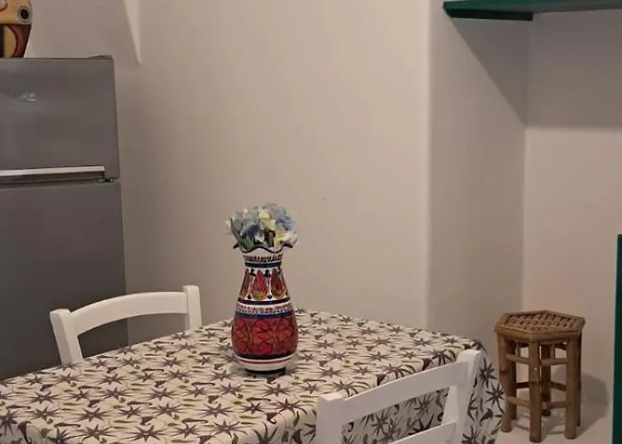 Stella * Λίπαρι