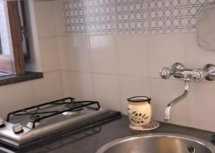 Stella * Λίπαρι